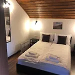 пауновата къща Villa