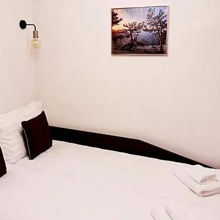 Луксозна вила пауновата къща *