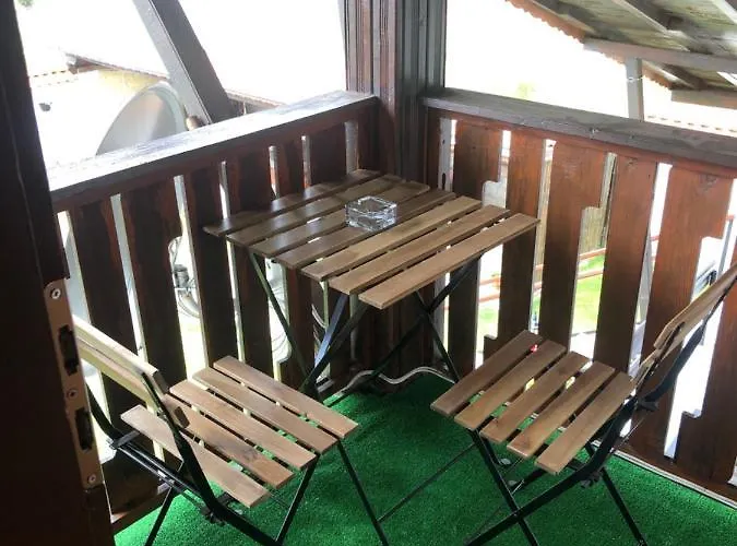 Луксозна вила пауновата къща Asikoria