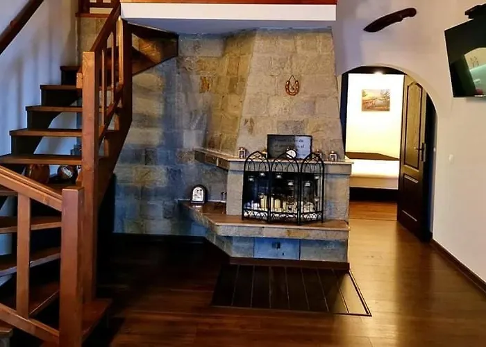 пауновата къща Asikoria