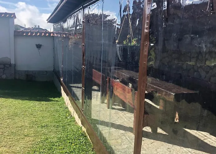 пауновата къща Asikoria