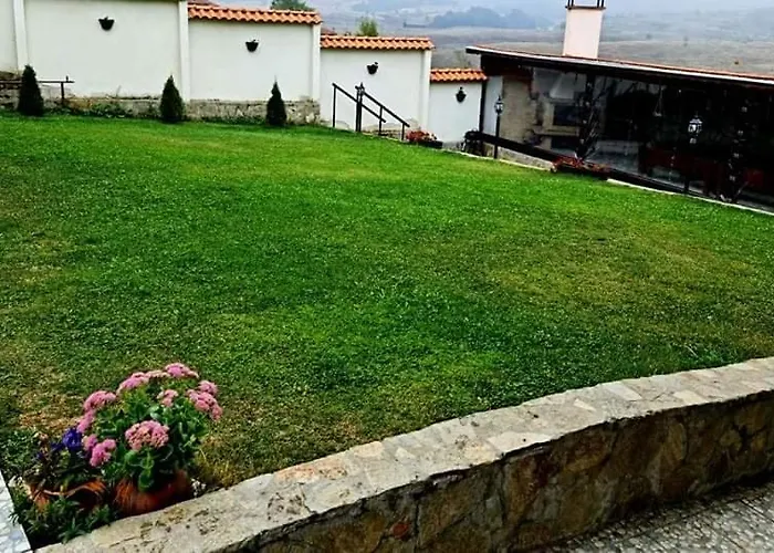 пауновата къща فيلة Asikoria