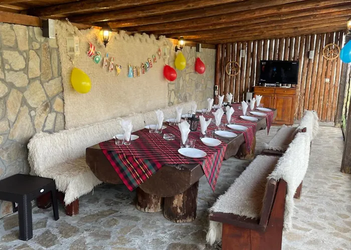 пауновата къща * Asikoria