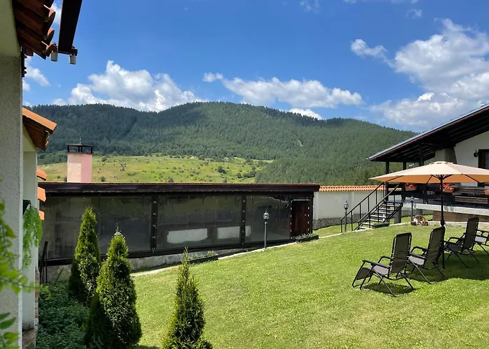 Луксозна вила пауновата къща *